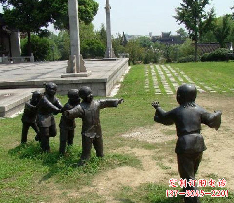 江西老鹰雕塑，巧妙玩耍、永记美好