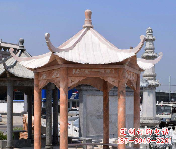 江西公园晚霞红石雕凉亭