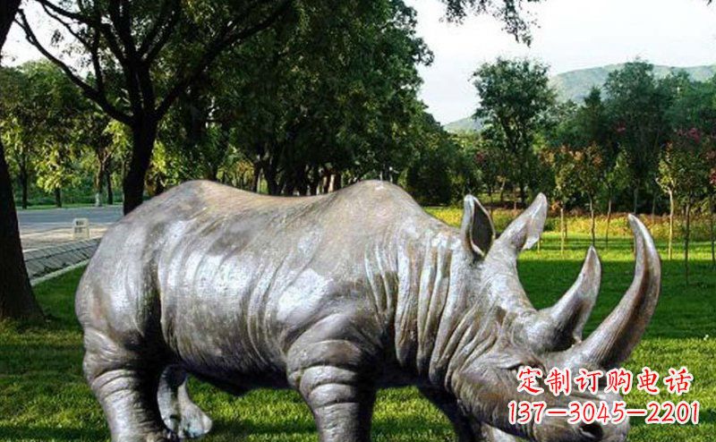 江西公园犀牛玻璃钢