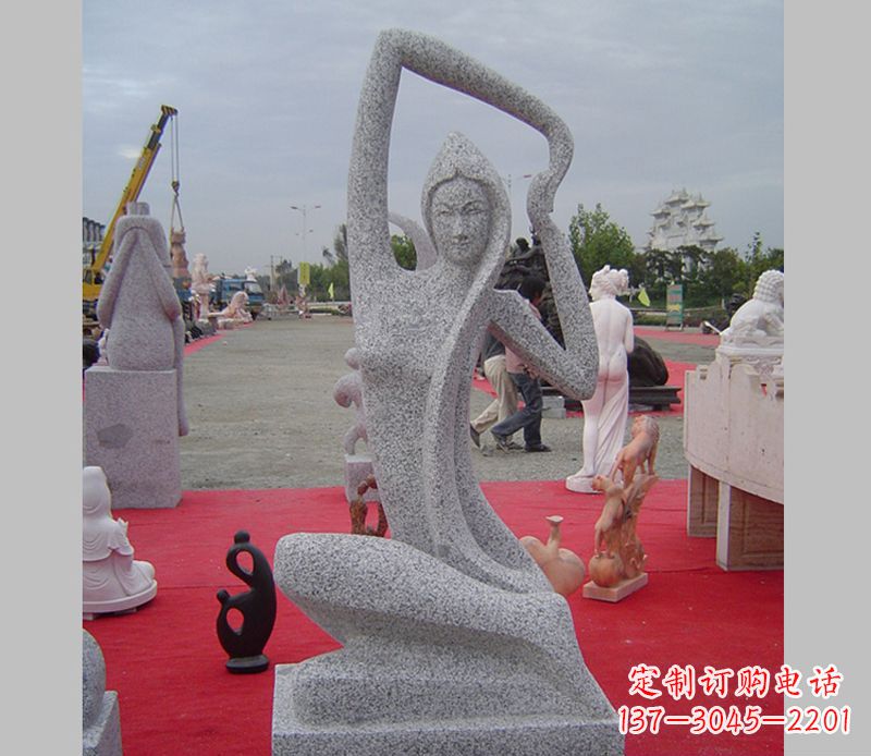 江西公园瑜伽美女石雕