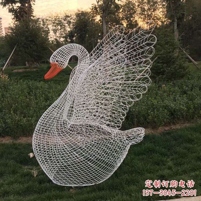 江西秀美天鹅铁艺雕塑,点缀公园绿地