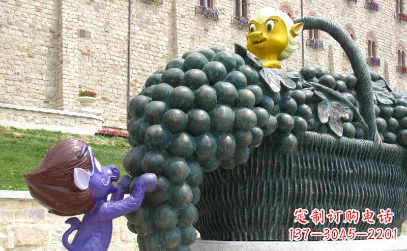 江西精致雕刻，定制葡萄花篮雕塑