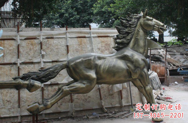 江西逸致领雕:广场奔马动物铜雕