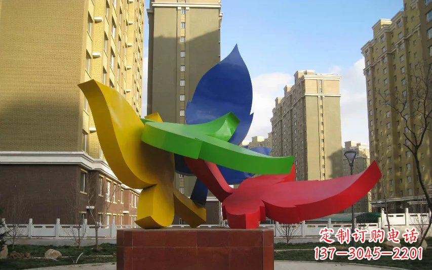 江西广场不锈钢抽象树叶雕塑