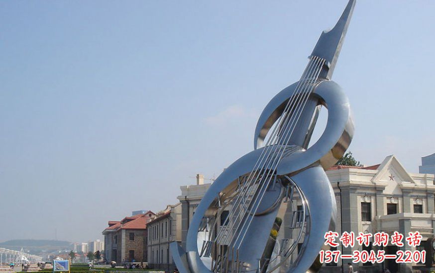 江西经典音乐雕塑：不锈钢大提琴