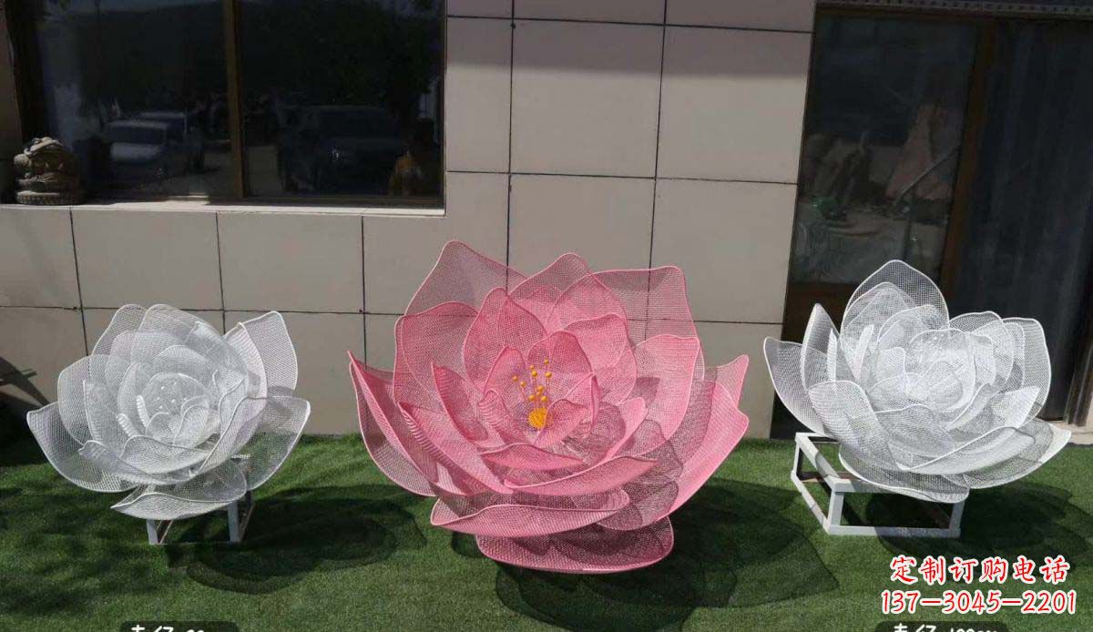 江西精美雕刻的不锈钢荷花雕塑