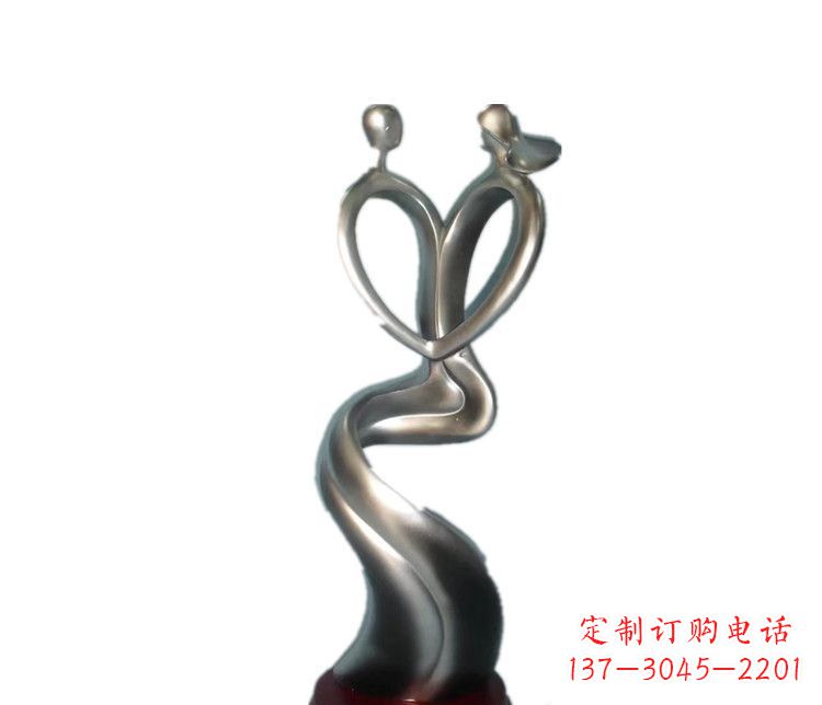 江西爱的象征——不锈钢情侣雕塑