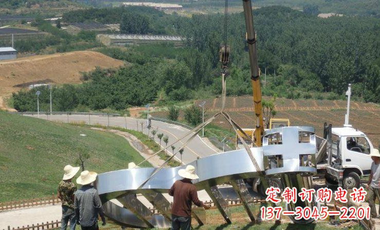 江西广场不锈钢竖琴雕塑