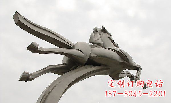 江西中领雕塑：高精度不锈钢一马当先雕塑