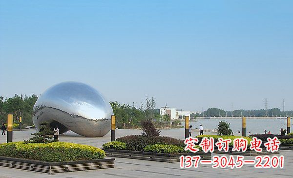 江西华丽而唯美的不锈钢水滴雕塑