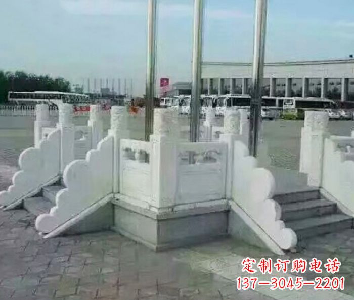 江西中领雕塑提供绚丽升旗台石雕,一种标志性的…