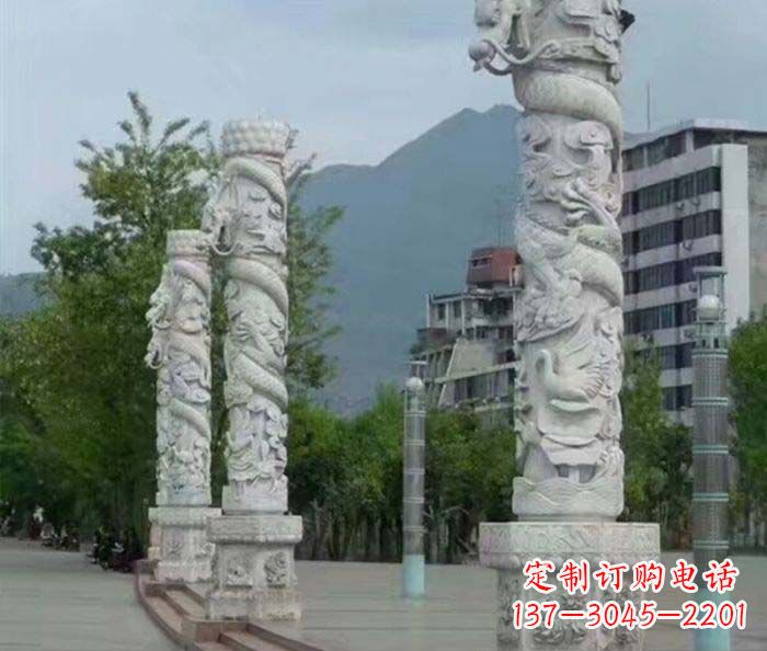 江西定制精美的盘龙柱石雕