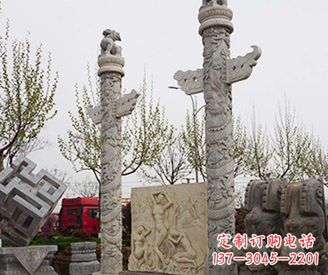 江西盘龙柱石雕华丽装点美丽家园