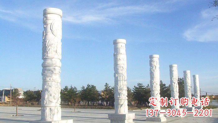 江西中国传统石雕:广场龙柱雕