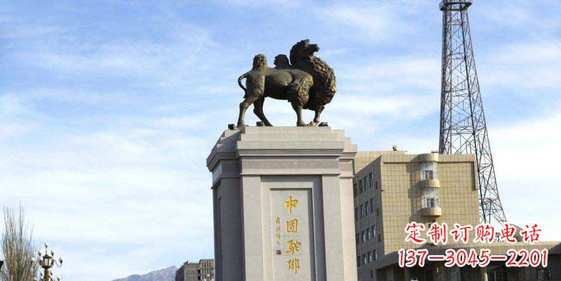 江西领雕塑:打造专属广场骆驼动物雕塑