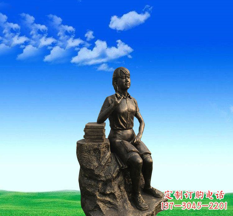 江西展现美丽的美女雕塑