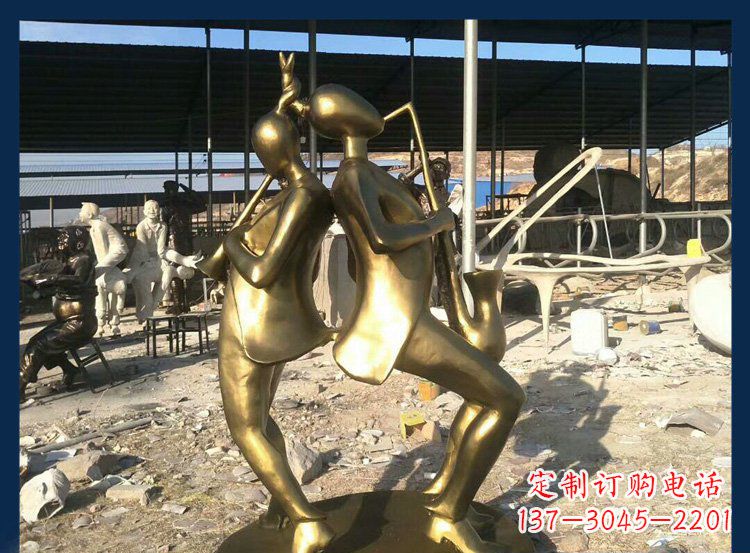 江西中领雕塑:优雅萨克斯铜雕贴金吹管人物雕塑