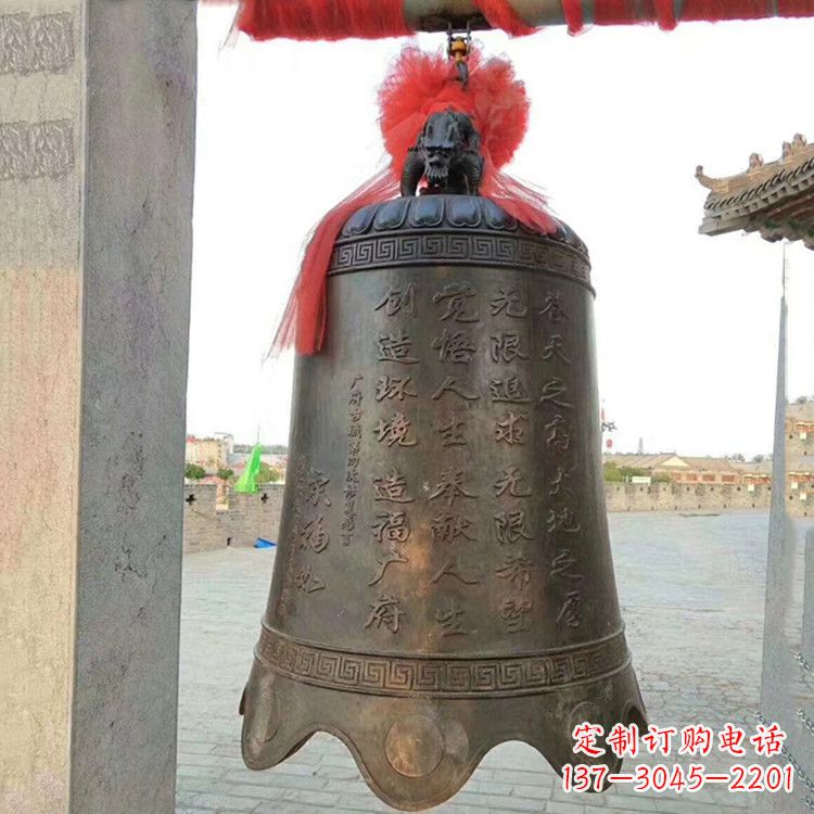 江西广场铜钟雕塑
