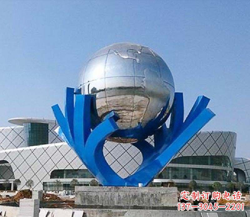 江西中领雕塑打造把地球握在手中精致不锈钢抽象雕塑