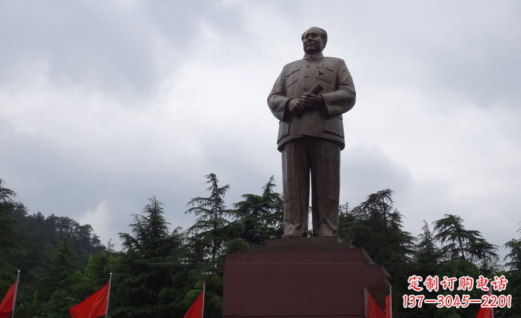 江西甄选传奇，以毛泽东雕塑勾勒历史轮廓