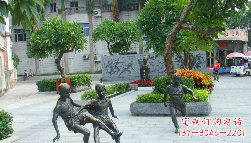 江西匠心细作,精致铜雕足球小孩