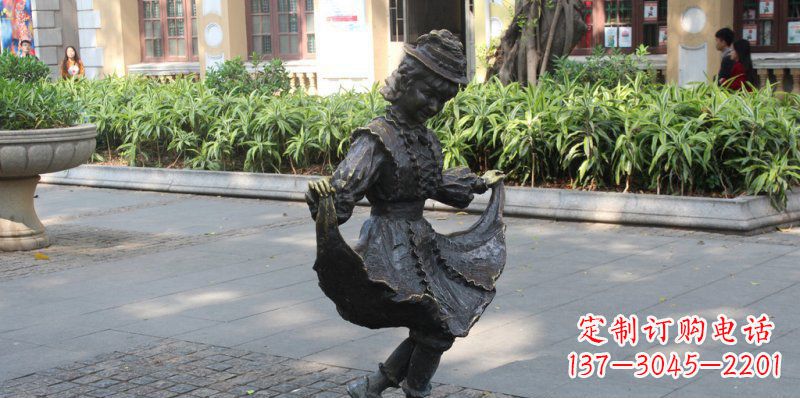 江西中领雕塑推出的爱舞的小少女铜雕,以少女跳…