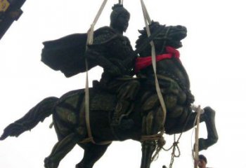 江西仰望古代将军，来一场跨越时空的雕塑之旅
