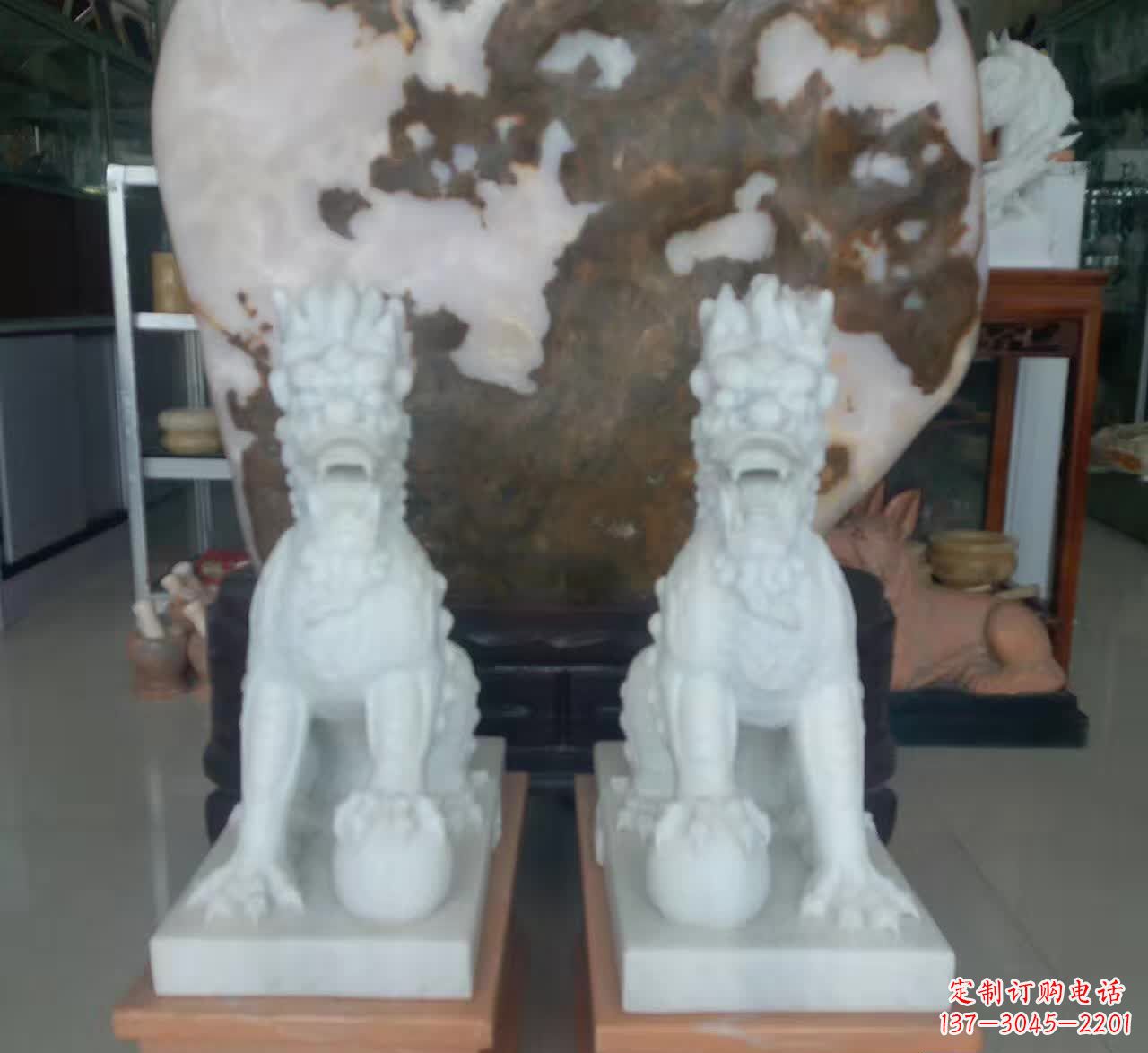 江西浓情似火热情似红麒麟石雕