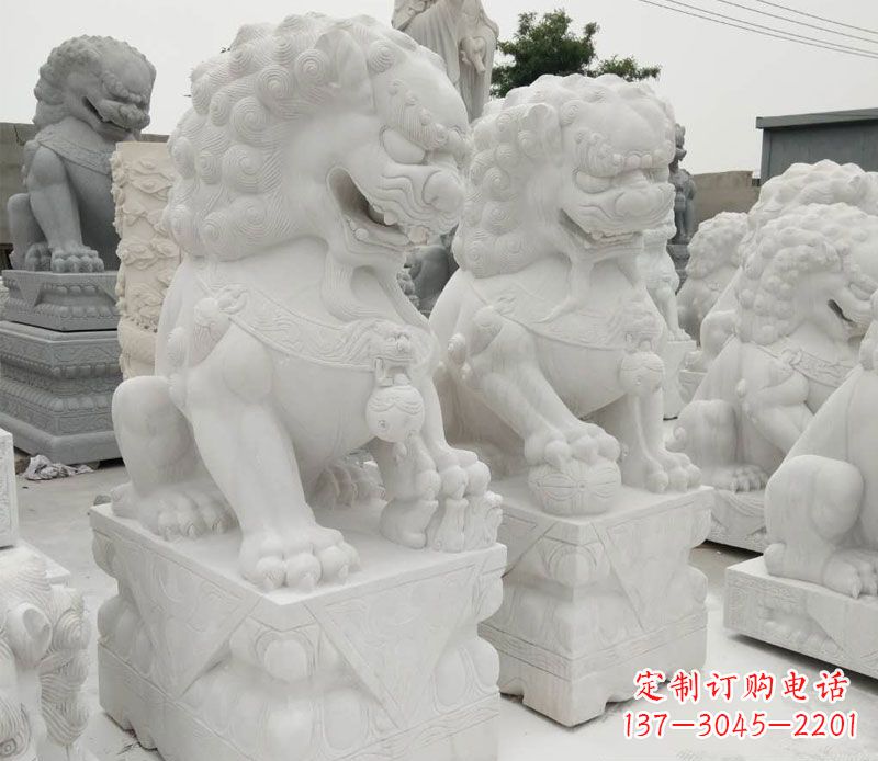 江西汉白玉门口看门踩球北京狮子石雕