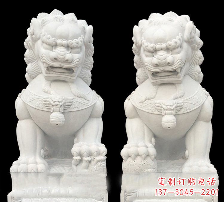 江西玉质狮子门口雕塑是由中领雕塑定制制作的,…