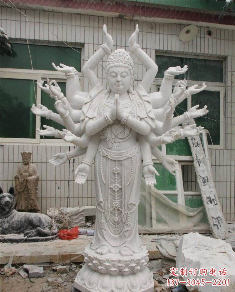 江西汉白玉千手观音雕塑,精致细腻,深具宗教意义