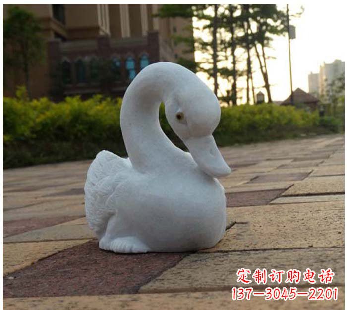 江西汉白玉天鹅石雕塑，精美瑰丽
