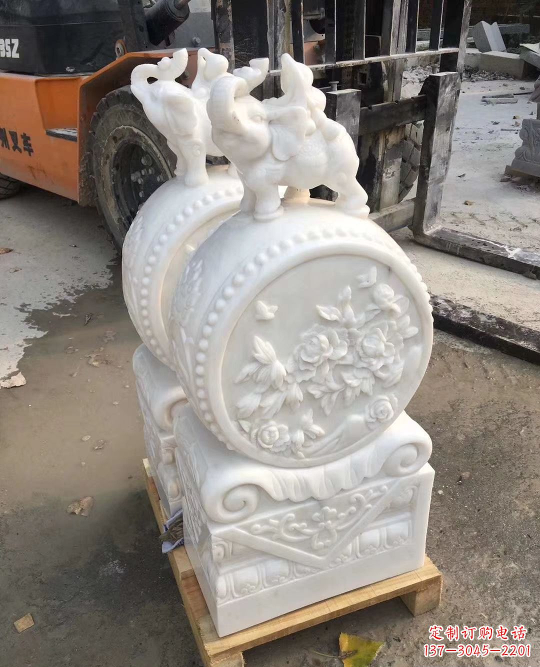 江西汉白玉招财小象石门墩