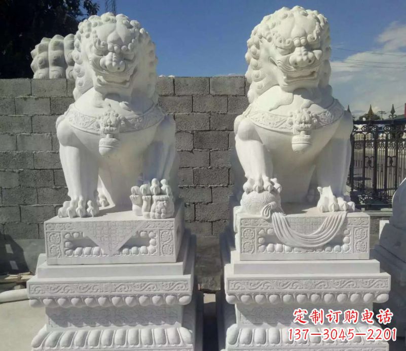 江西汉白玉镇宅狮子石雕塑