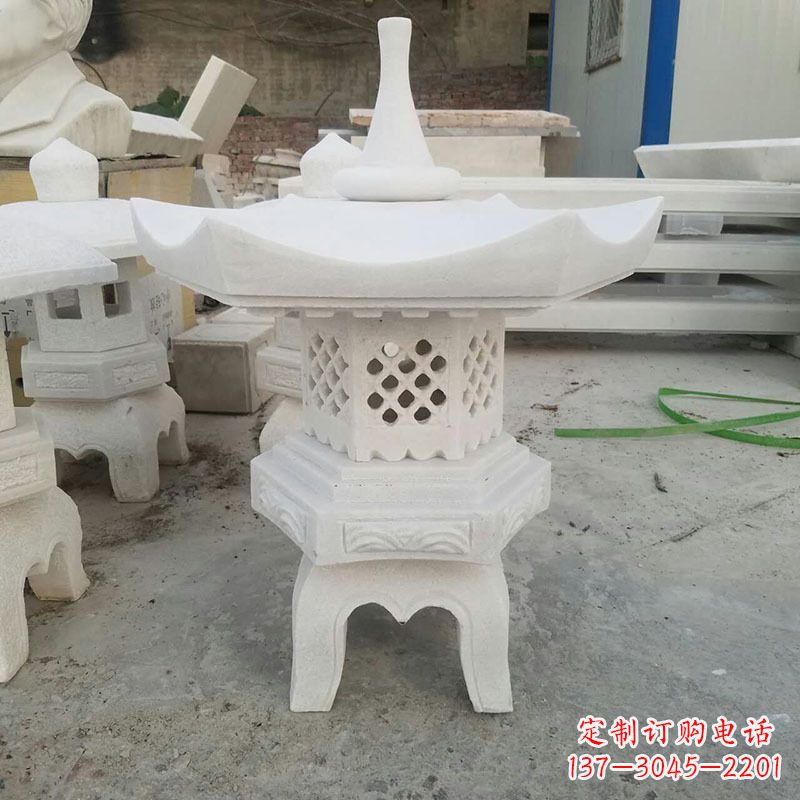 江西汉白玉中式石雕灯笼