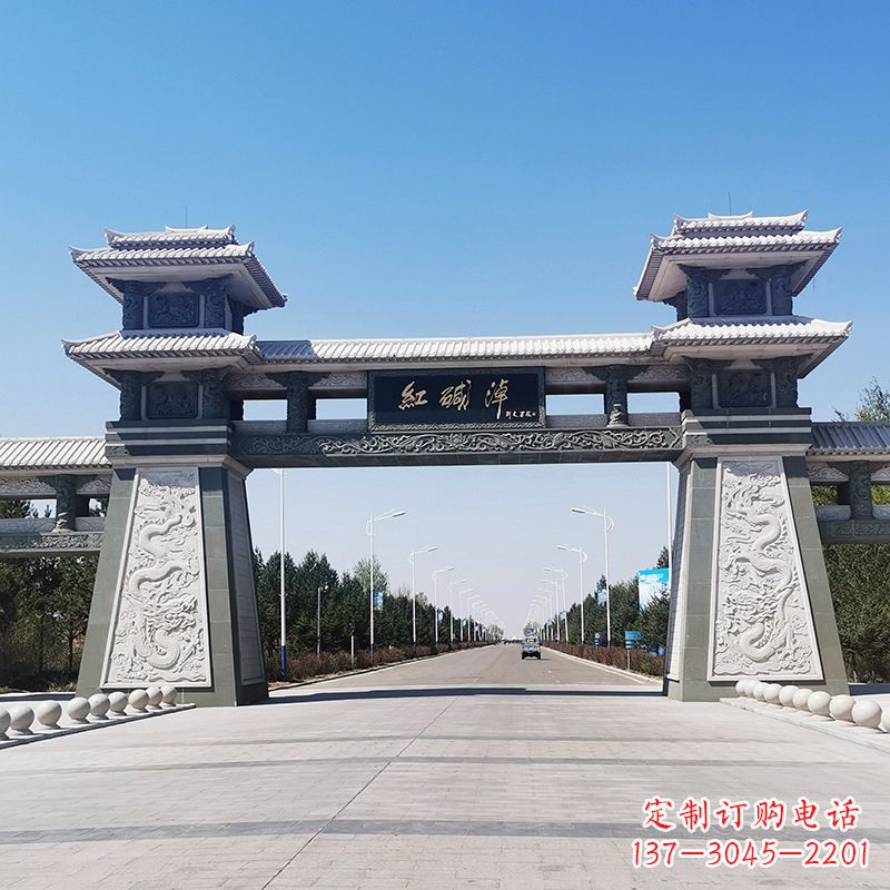 江西红碱淖景区石雕汉阙大门