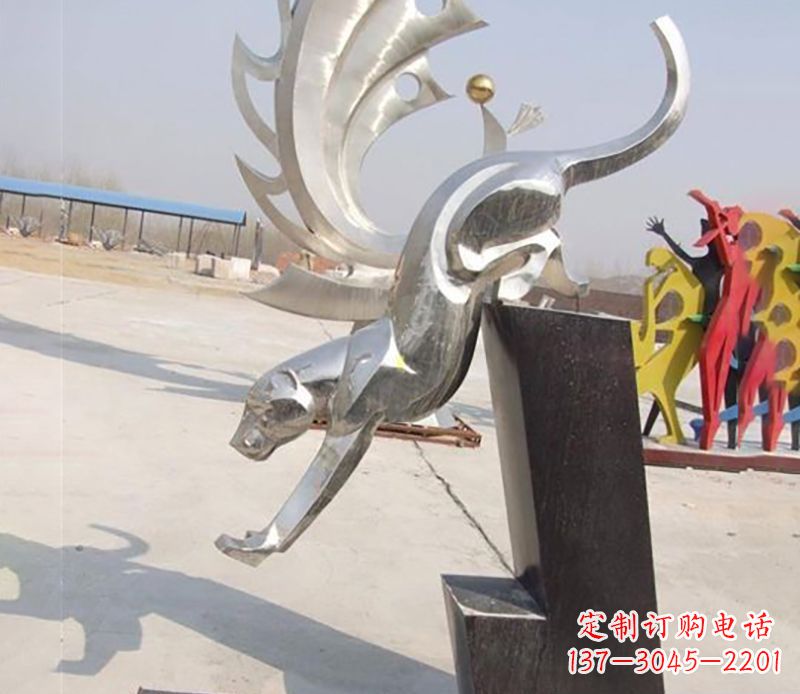 江西经典大气的不锈钢豹子雕塑