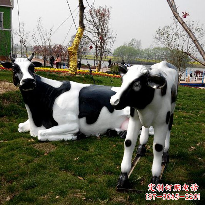 江西仿真奶牛雕塑,精致外形逼真细节