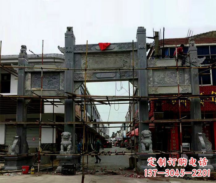 江西中领雕塑-精美街道三门石雕牌楼