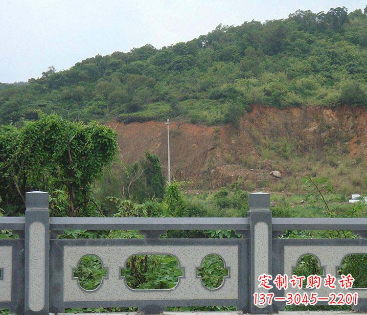 江西景区仿古栏板石雕：展现华丽古典风格的雕塑艺术