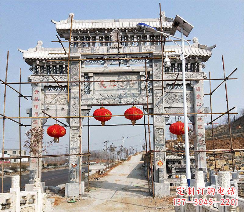 江西传统工艺精致三门牌坊石雕