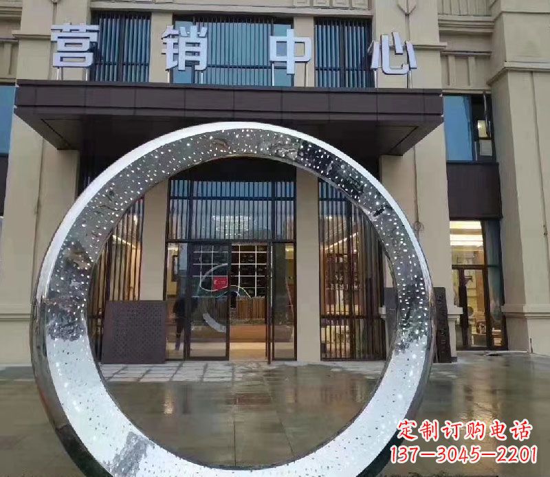 江西镜面时尚圆环不锈钢雕塑