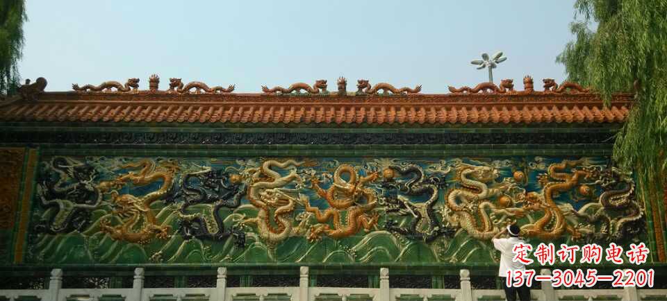 江西九龙壁景观石雕——造型精致,极致雕刻