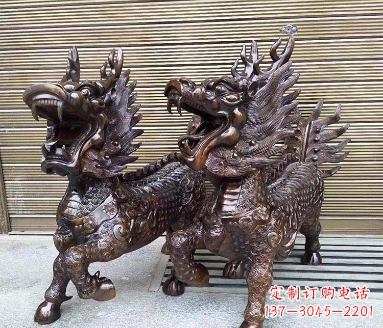 江西中领雕塑:专业定制酒店门口招财麒麟铜雕