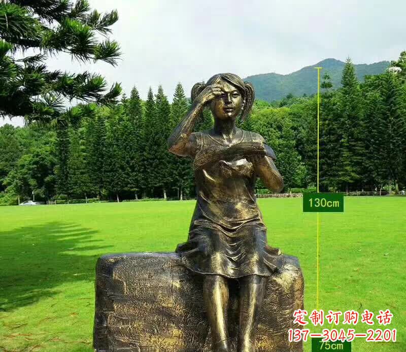 江西精美的女孩铜雕塑,展现活力与青春