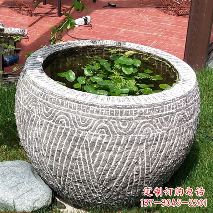 江西老青石花盆雕塑:独特的家居艺术装饰
