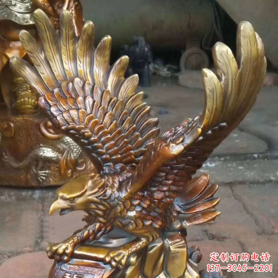 江西雕塑精灵:翱翔于天际的老鹰雕塑
