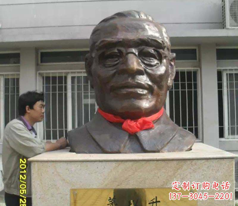 江西领雕塑:打造精致头像铜雕