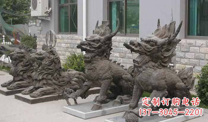 江西招财进宝,麒麟雕塑立足宅门口
