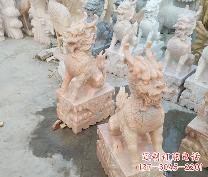 江西华丽夺目,雕琢精美的麒麟石雕